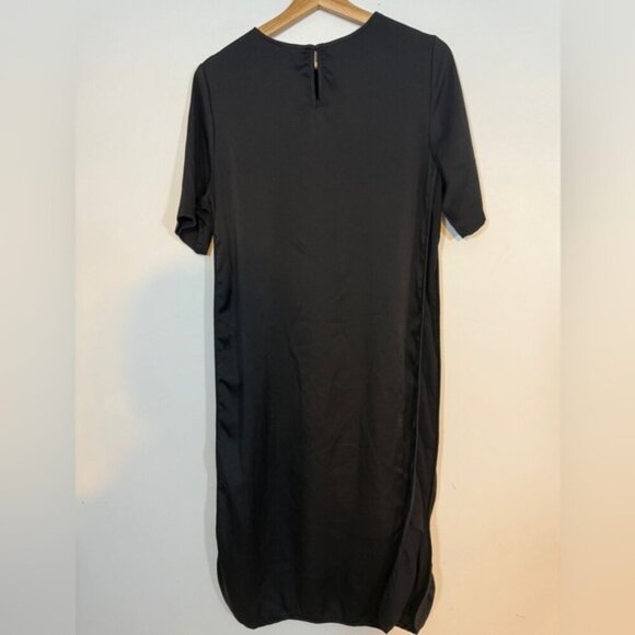 H&M Black Short Sleeve Midi Dress - Size US 10 / CA 10 - Picture 6 of 8